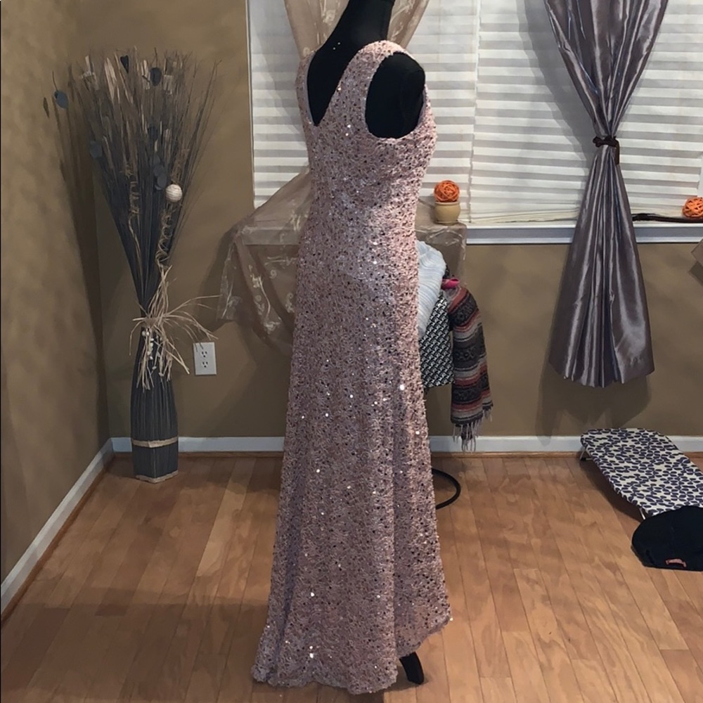 ‘Night Way Collections’ Sequence prom dress